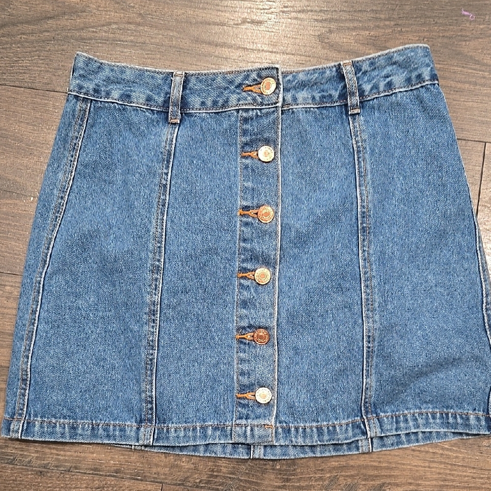 Forever 21 Denim Button-Up Skirt